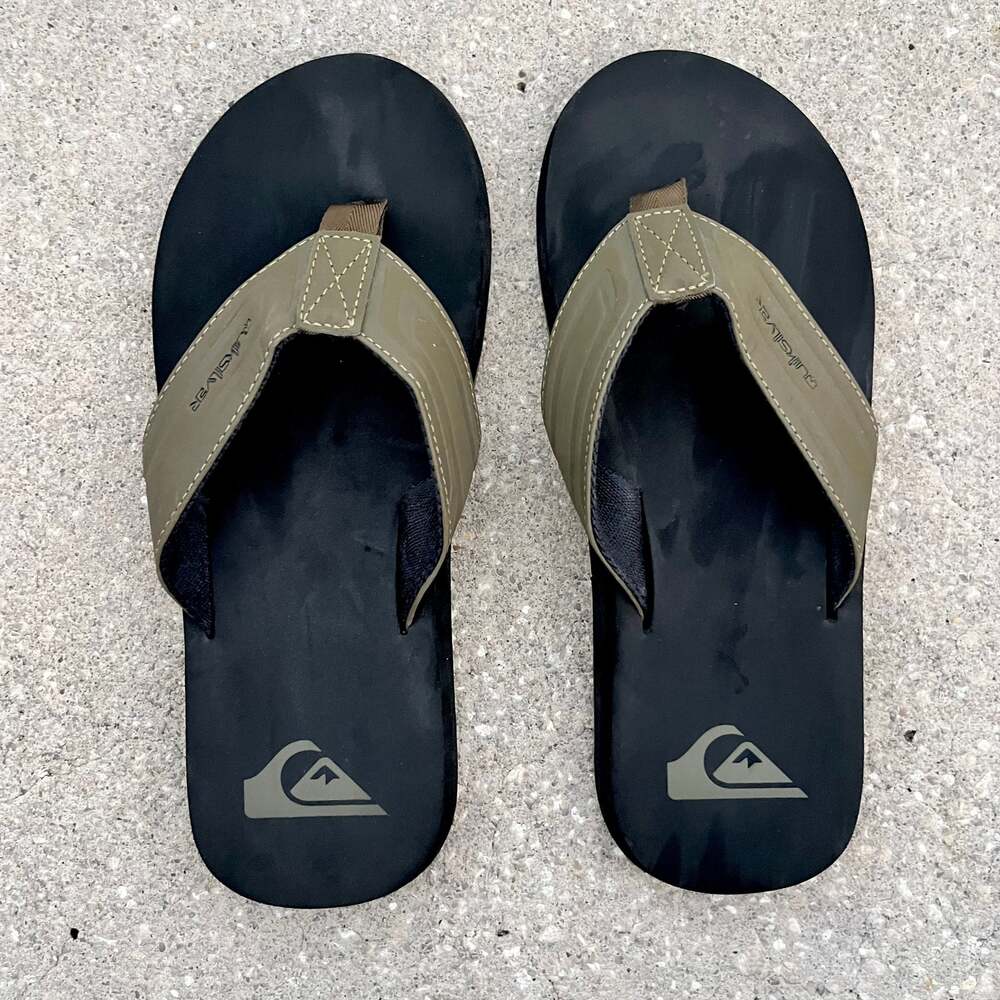 Quiksilver Monkey Wrench Flip Flops Men's Sandals, Black size 9